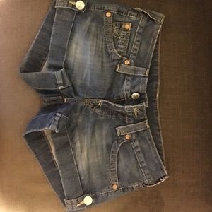 Cuffed denim jeans shorts