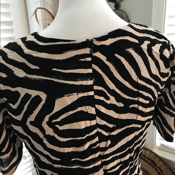 NEW H&M Zebra Striped Dress - Picture 4 of 6