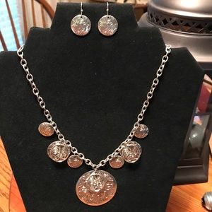 Silver Disc earrings with matching necklace