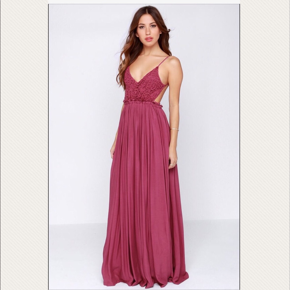 Backless maxi dress