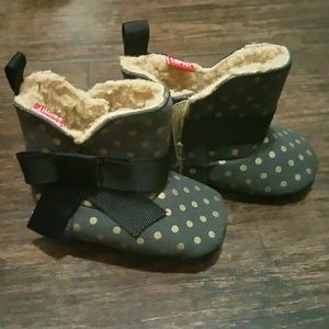Espirit black and gold winter baby boots