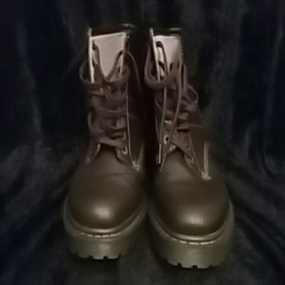 Dr. Martens