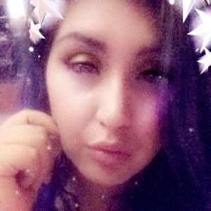 Meet your Posher, Xiomara