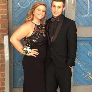 Meet your Posher, Devin