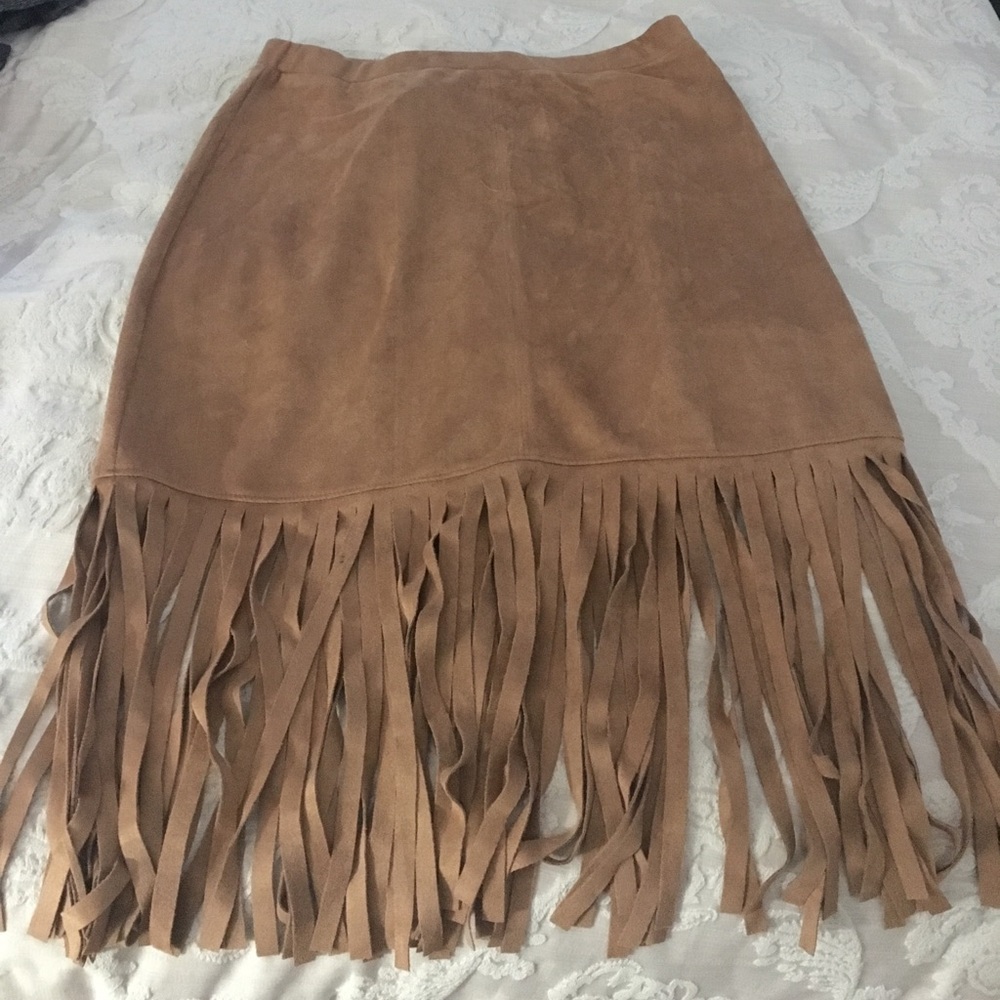 Suede material fringe skirt