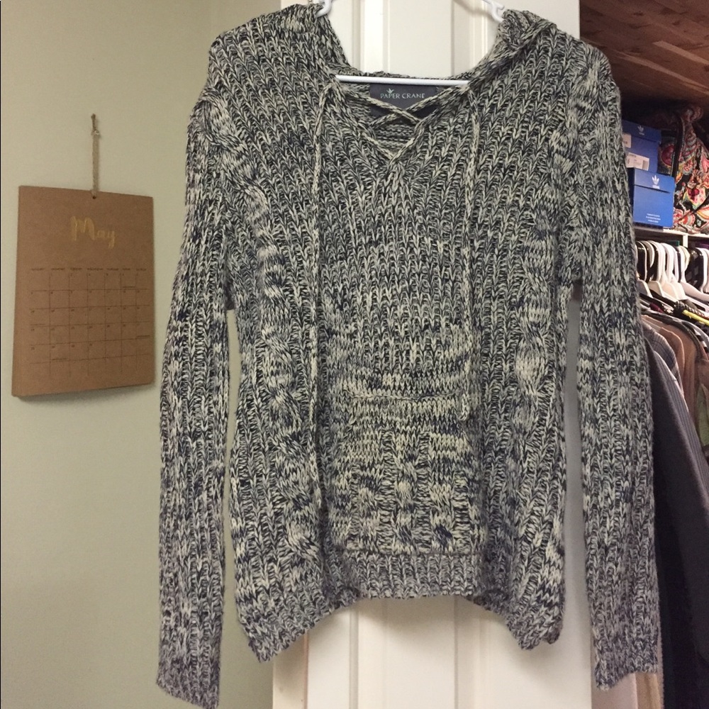 Hooded sweater