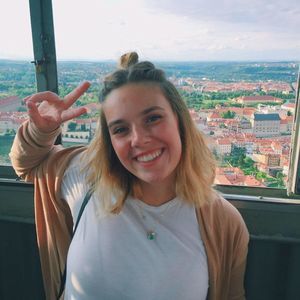 Meet your Posher, Nicole