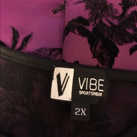 Beautiful plum dress - Picture 3 of 3