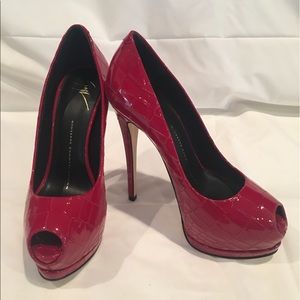 Giuseppe Zanotti Red Pump