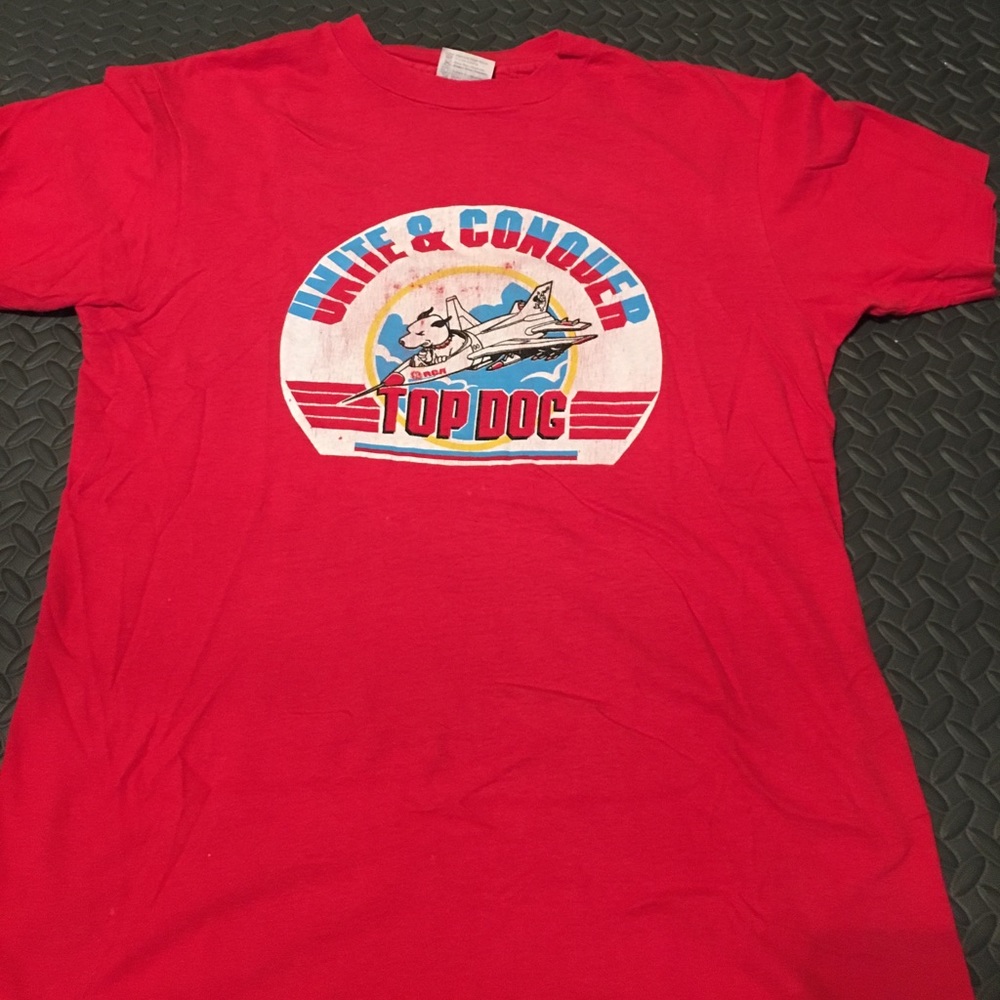 Mid-80s Authentic vintage tee.