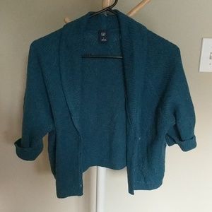 GAP shrug with cowl neck sz L