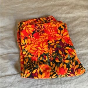 Lularoe Os legging NWOT