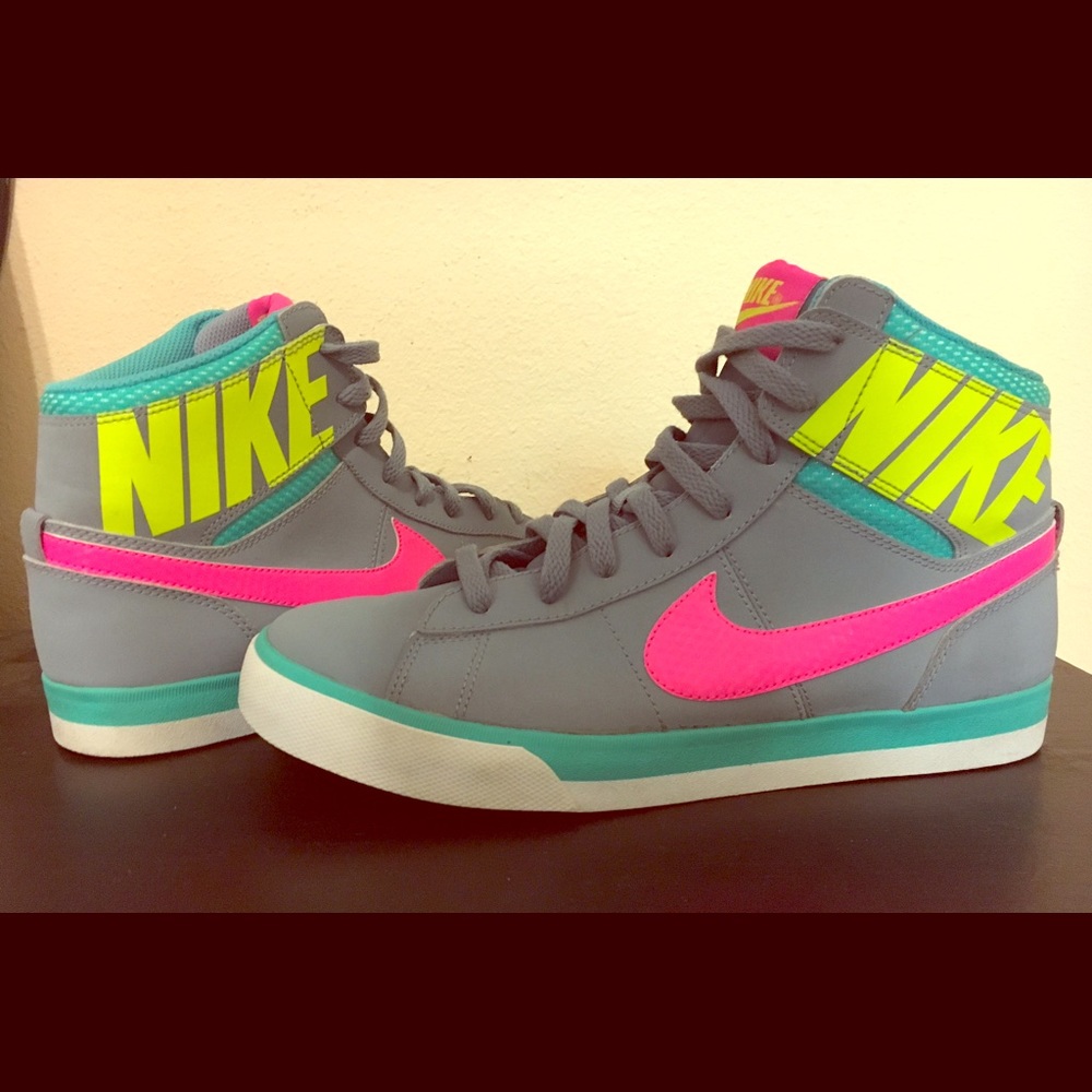 Women's/youth nike high tops