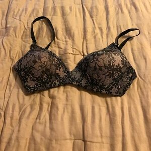 Nursing bra like new