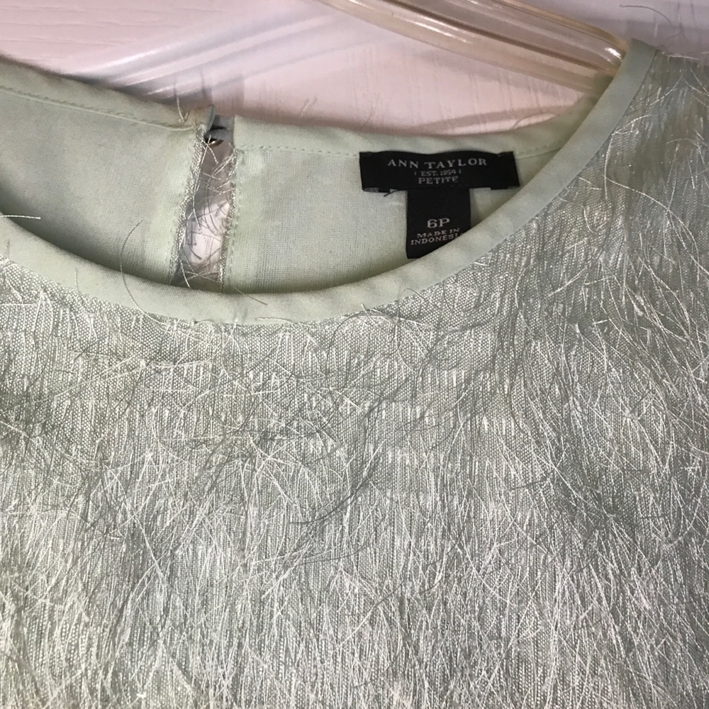 Fuzzy top - Picture 3 of 3