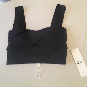 Lululemon sports bra!