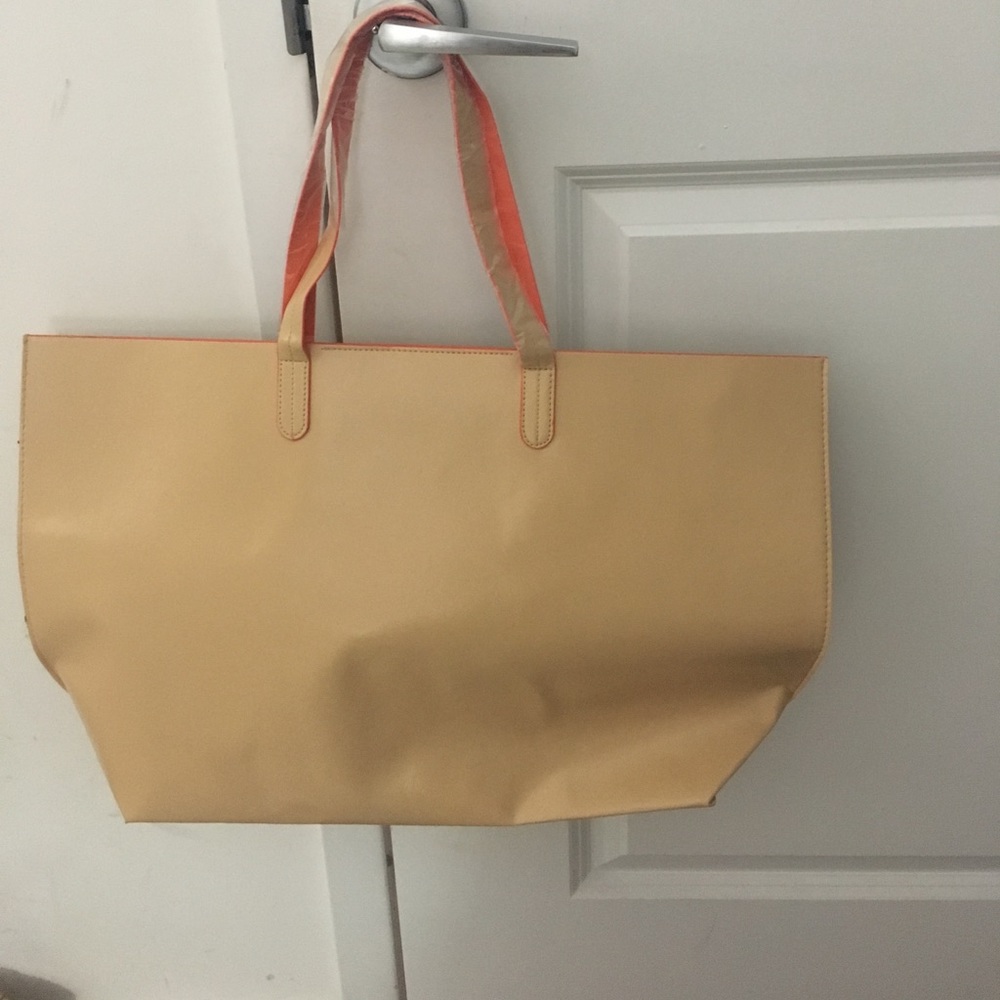 Nude tote bag with orange inside