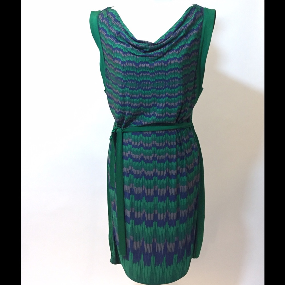 BCBG sleeveless belted dress Sz L
