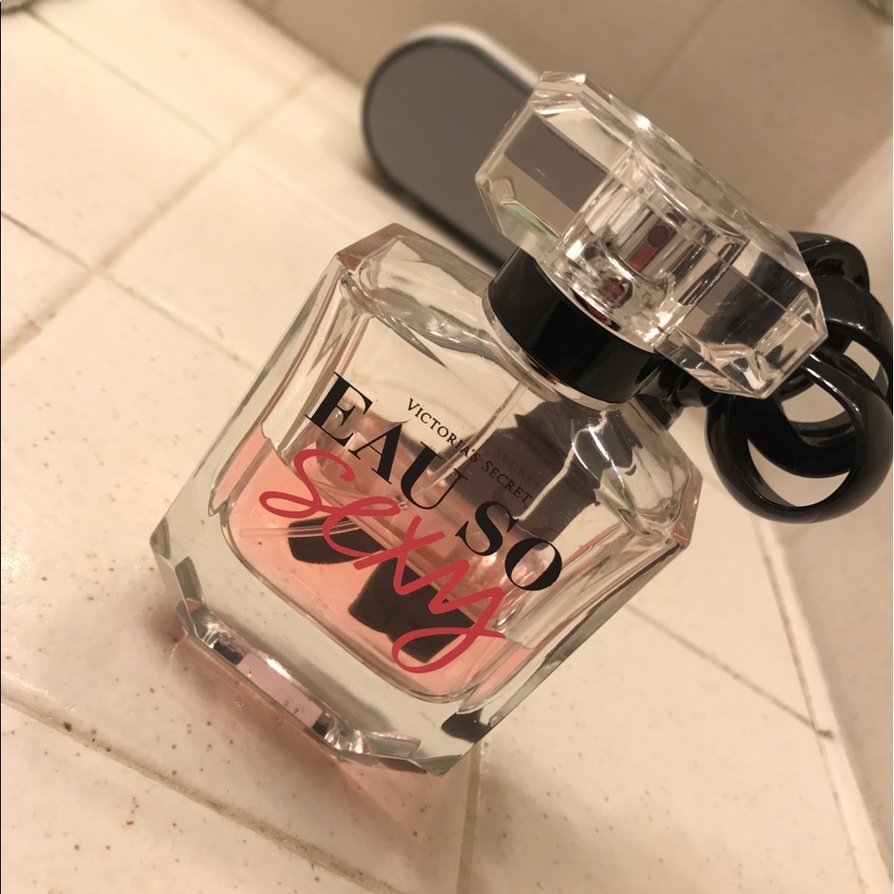 VS Eau So Sexy perfume