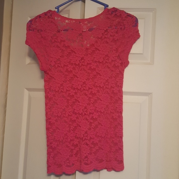 Pink top - Picture 2 of 4