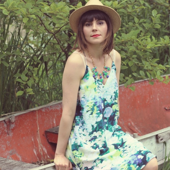 Cynthia Rowley Dresses & Skirts - Cynthia Rowley Watercolor Print Dress sz 6