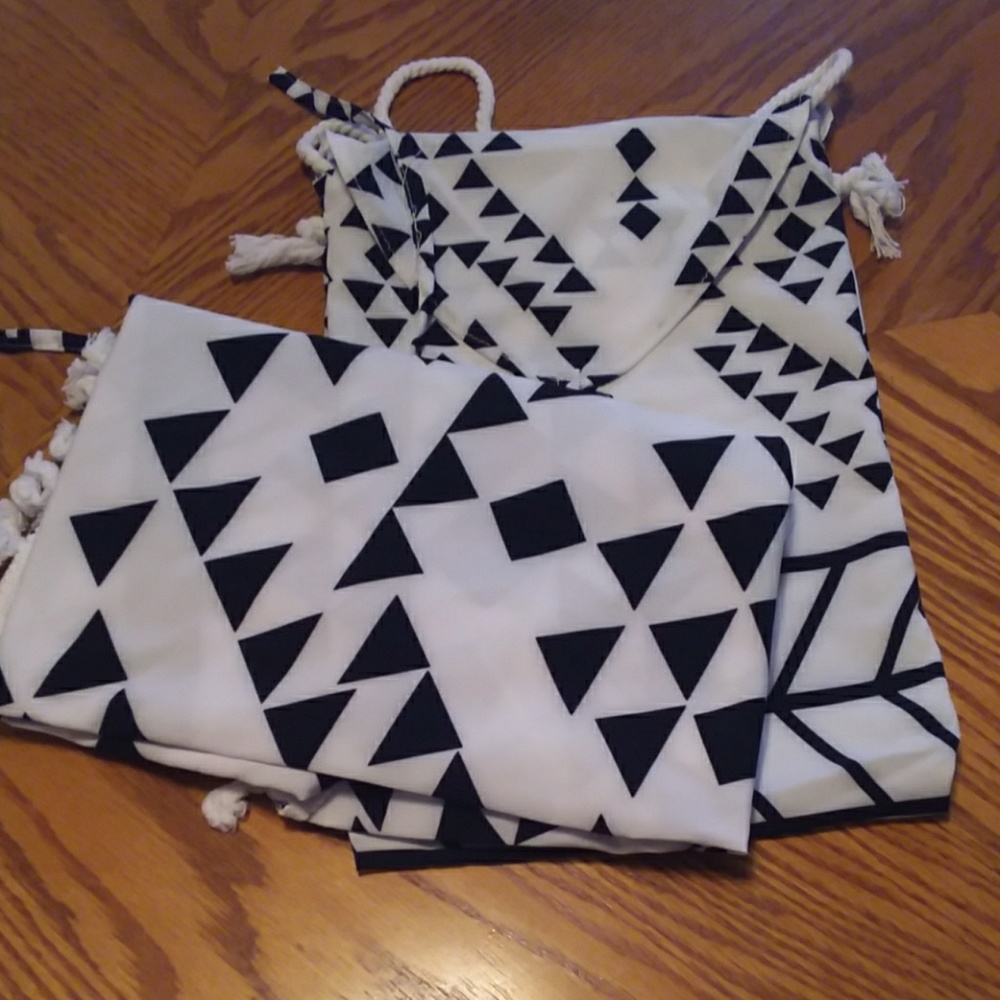 Geometric print beach blanket /wrap/yoga mat/bag - Picture 5 of 5