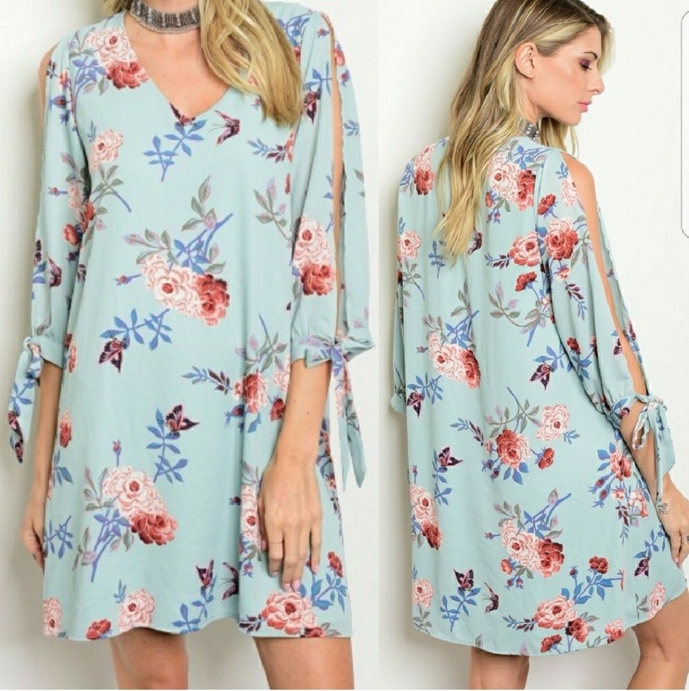 🌼NEW ARRIVAL AVAILABLE 🌼 Floral summer dress