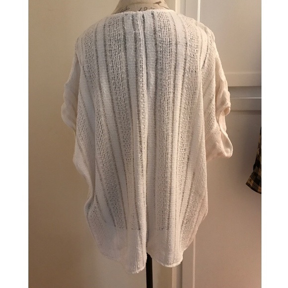 SANCTUARY white oversized top - Picture 2 of 4