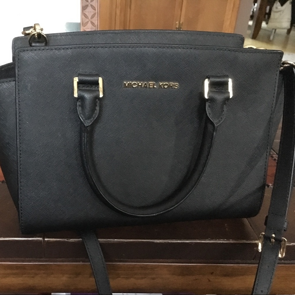 FLASH SALE! Michael Kors - Selma Black