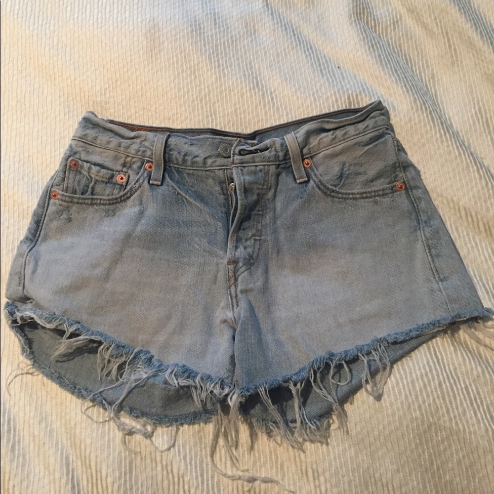 Levi jean shorts