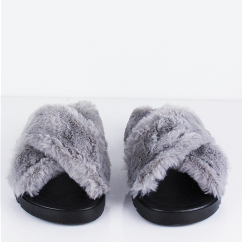 Furry Sandals - Picture 2 of 5