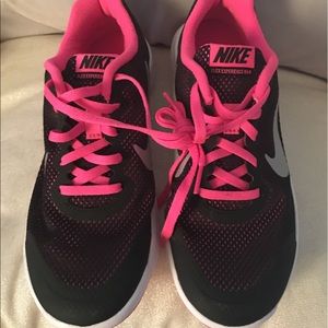 Nike Flex experience RN 4