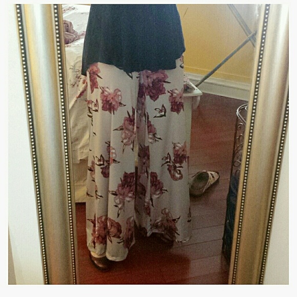 Grey Floral Wide Leg Boho pants - Picture 6 of 6