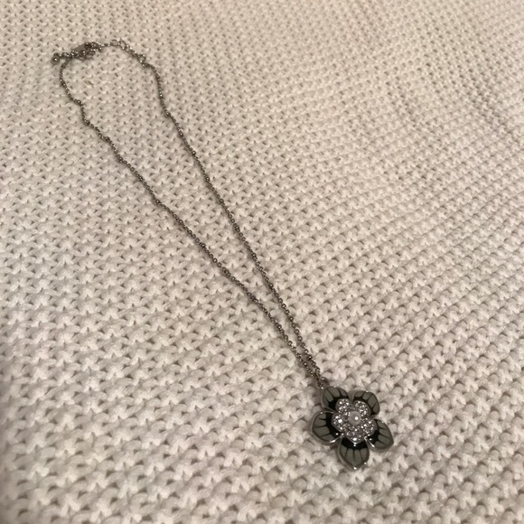 Lia Sophia Jewelry - Lia Sophia Black sparkle Flower Necklace