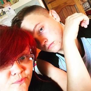 Meet your Posher, Debra