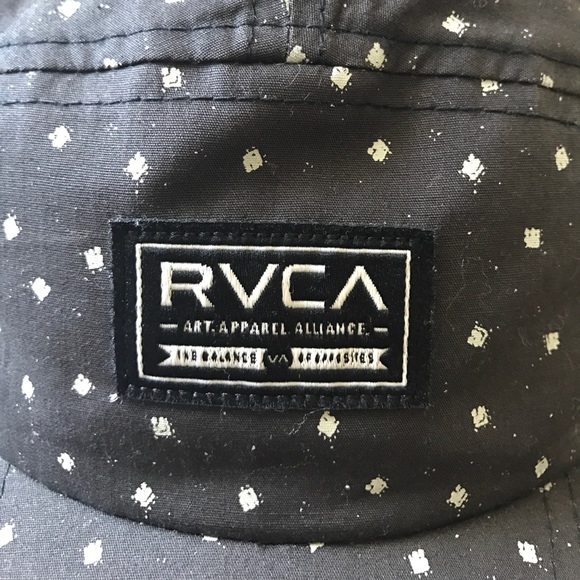 🔴SOLD🔴 RVCA 5-Panel Leather Strapback Hat - Picture 2 of 5