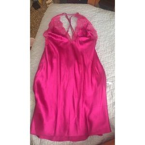MAGENTA SILK VS NIGHT DRESS