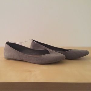 Old Navy grey suede flats