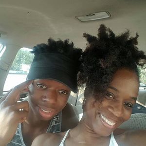 Meet your Posher, Candi