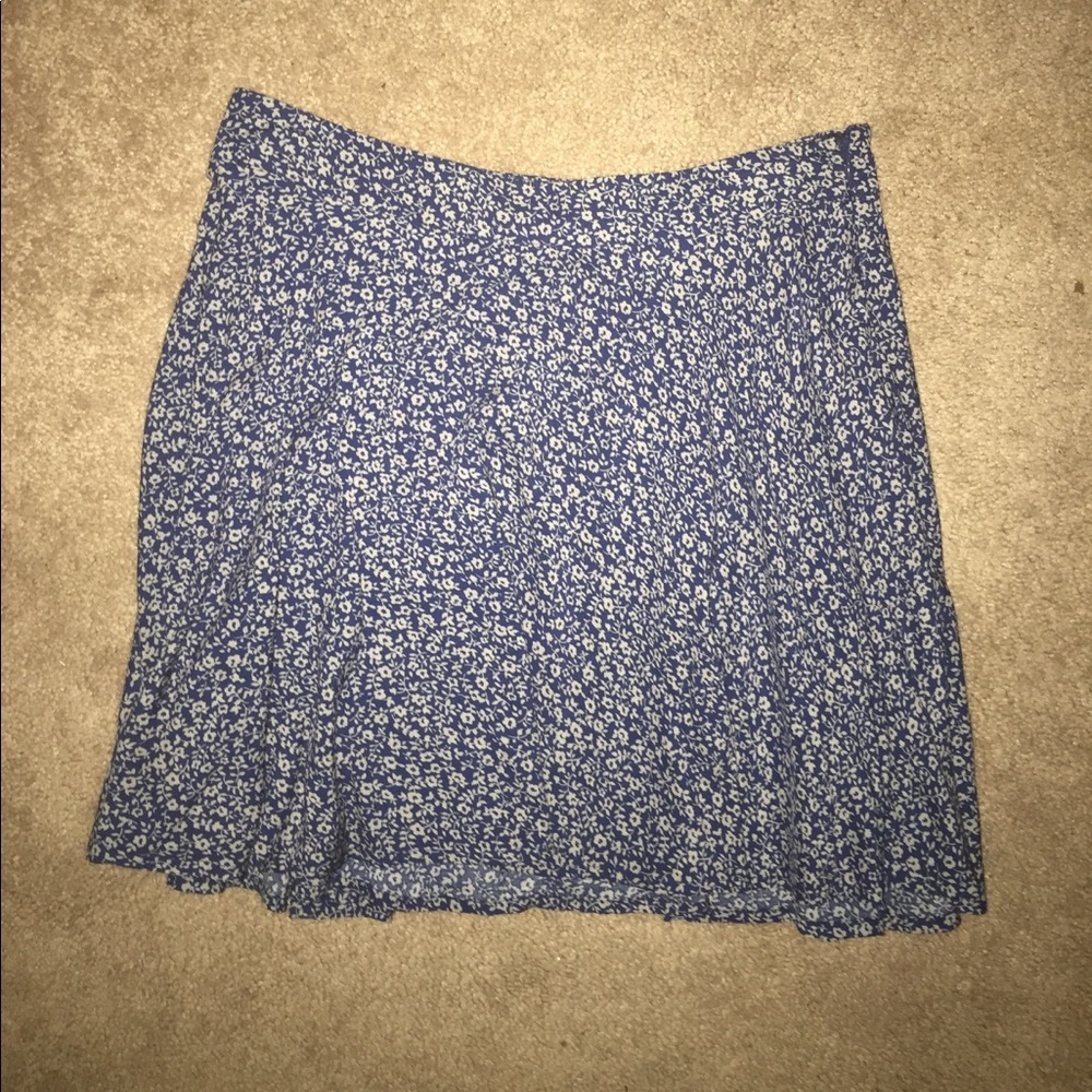 Forever 21 Blue/Grey Flowered Skirt