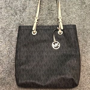 Michael Kors Tote
