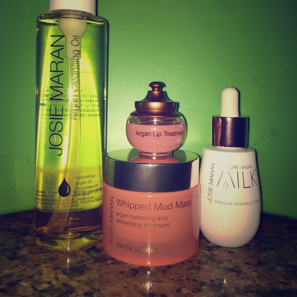 Josie Maran Argan Skincare Essentials