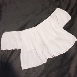 ⛱Solemio Off The Shoulder Flutter Crop Top⛱