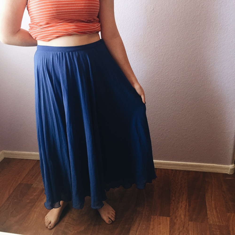 Blue float maxi skirt