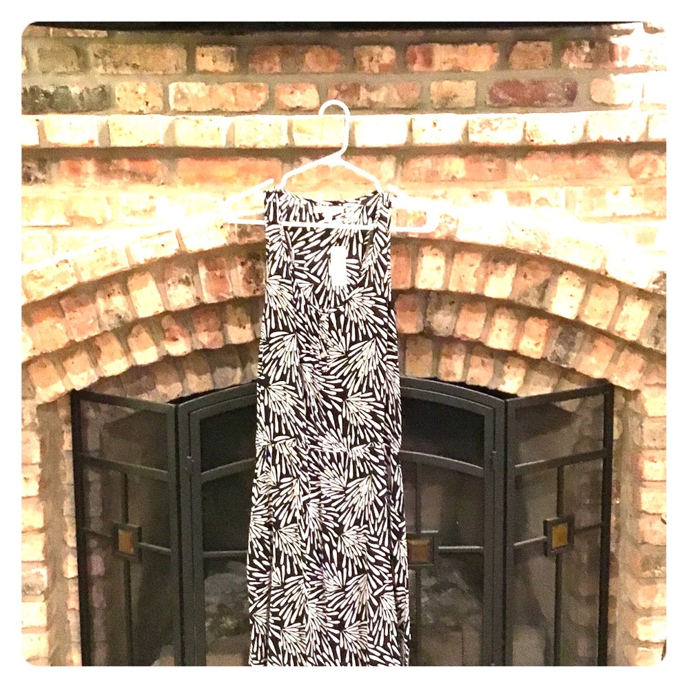 Banana Republic. Bathing suit cover.