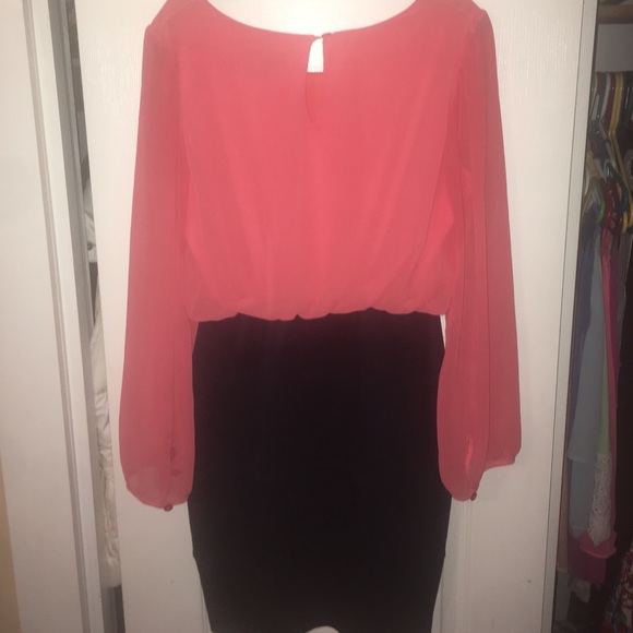 Dress - Picture 2 of 2