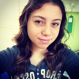 Meet your Posher, Isabella