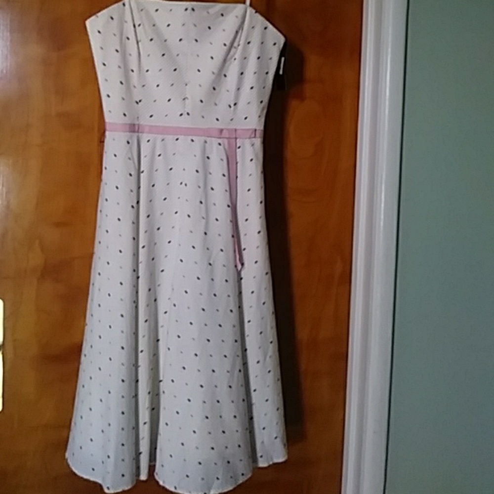 Beautiful Strapless Dress