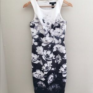 White House Black Market foral dress