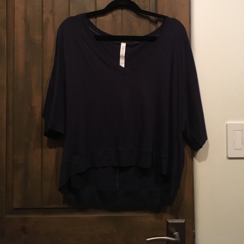 Navy Lululemon V-Neck 3/4 Sleeve Top